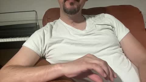 Snapshot of rayos789 chatting on May 2, 4:17 am rayos789 online show from May 2, 4:17 am