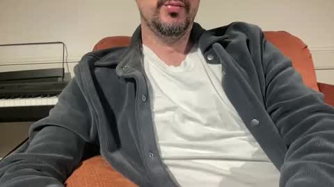 Snapshot of rayos789 chatting on May 24, 2:49 am rayos789 online show from May 24, 2:49 am