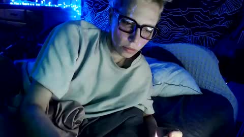  Yrriel Strife Candy-Demon Caveboy mr. Cringe   online show from December 31, 3:55 am