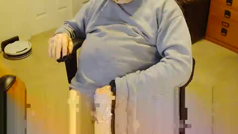 Snapshot of rb69er905364 chatting on February 14, 10:50 pm rb69er905364 online show from February 14, 10:50 pm