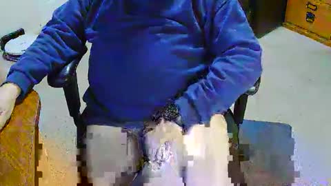 Snapshot of rb69er905364 chatting on February 23, 9:12 pm rb69er905364 online show from February 23, 9:12 pm