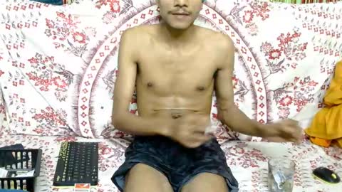 Rc leonelx online show from February 5, 6:15 pm