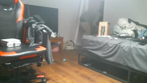 Snapshot of rdyforitall chatting on January 31, 6:57 am Mr Nice online show from January 31, 6:57 am