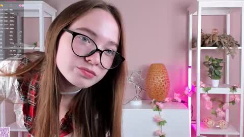 Sandy online show from October 24, 3:14 am