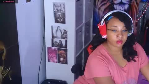 realgoddessdream online show from May 21, 11:12 pm