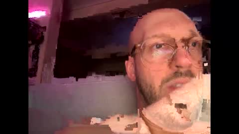 Snapshot of realhorsedick chatting on June 8, 1:28 am HugeSecret online show from June 8, 1:28 am