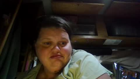 Snapshot of reallyfatasspussforyou chatting on August 6, 11:06 pm reallyfatasspussforyou online show from August 6, 11:06 pm