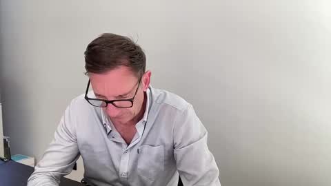 realstuff_ online show from April 30, 8:31 am