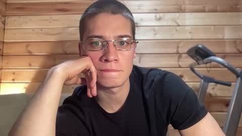 Snapshot of realsupermichael chatting on January 12, 5:40 pm AliceEve online show from January 12, 5:40 pm