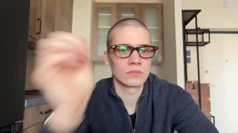 AliceEve online show from April 2, 10:02 am