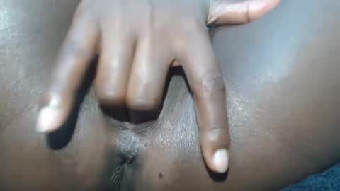 Snapshot of realwetpussy3 chatting on November 10, 8:19 pm Realwetpussy online show from November 10, 8:19 pm