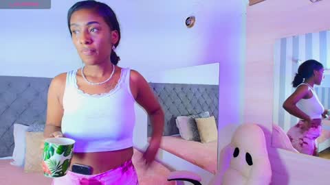 Snapshot of rebeca_cortez1 chatting on January 13, 3:45 am I invite you to my birthday on November 3th online show from January 13, 3:45 am