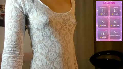 Snapshot of rebeca_marchetti chatting on June 4, 9:10 pm Rebeca Marchetti online show from June 4, 9:10 pm