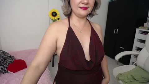 Snapshot of rebeca_milf chatting on December 18, 4:31 am REBECA online show from December 18, 4:31 am