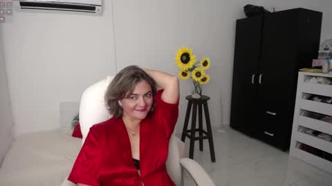 Snapshot of rebeca_milf chatting on March 4, 3:04 pm REBECA online show from March 4, 3:04 pm