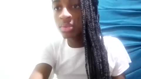 Snapshot of rebecca23278 chatting on May 6, 5:03 am Tu mami Rebecca online show from May 6, 5:03 am