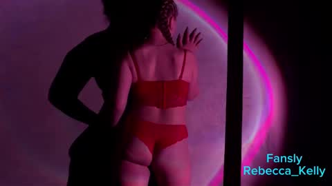 rebecca_____ online show from December 20, 2:07 am