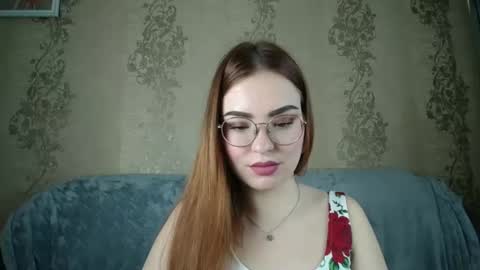 Snapshot of rebecca_ccaa chatting on February 21, 10:17 am Rebecca online show from February 21, 10:17 am
