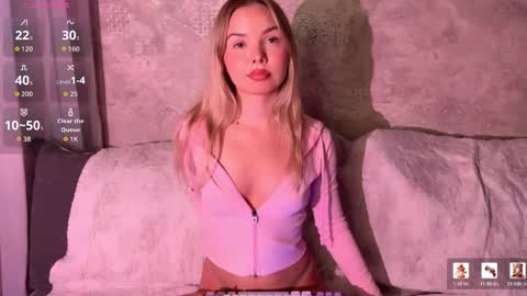 rebecca_david online show from March 14, 3:50 pm