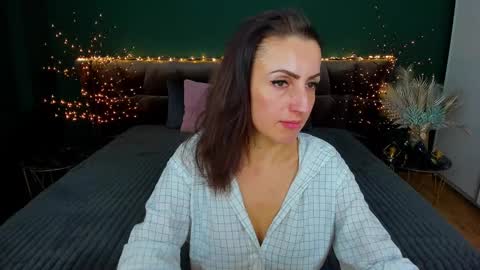 rebecca_diamonds online show from January 23, 8:04 am