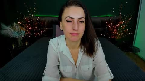 rebecca_diamonds online show from February 3, 9:41 am