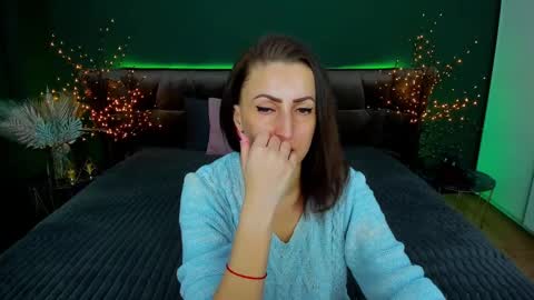 rebecca_diamonds online show from February 19, 7:06 am