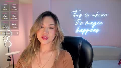 Rebe online show from October 1, 7:20 pm