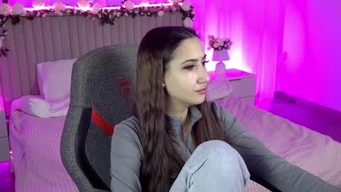 rebeckathornton online show from January 16, 9:46 am