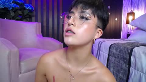 REBEKA online show from December 18, 3:15 am