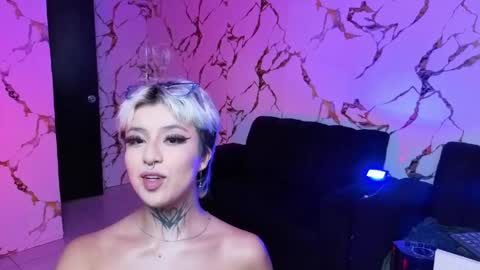Snapshot of rebeka_baker chatting on April 28, 3:00 am REBEKA online show from April 28, 3:00 am