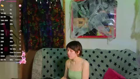 Lara online show from November 7, 6:52 pm