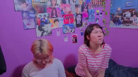 Lara online show from February 15, 9:33 pm