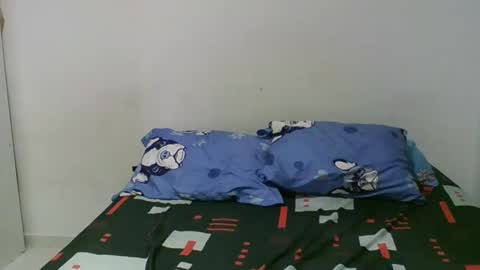 Snapshot of red08fox chatting on May 20, 4:46 pm red08fox online show from May 20, 4:46 pm