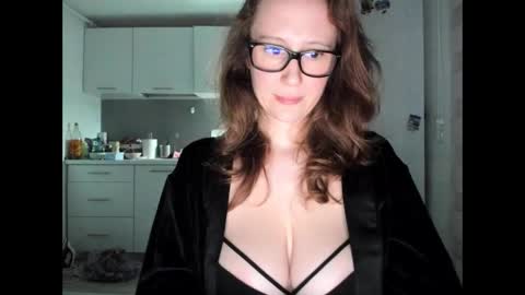 Lolanaturalred online show from March 9, 6:56 pm