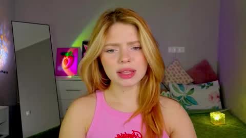 red__candy online show from October 21, 2:18 pm