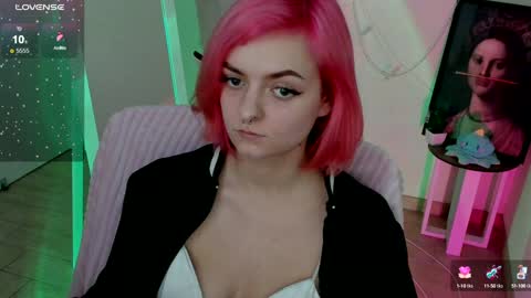 Bestie online show from February 5, 4:03 pm