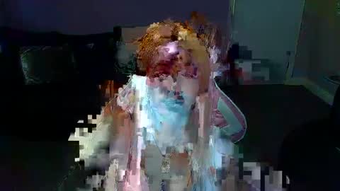 Snapshot of red_firesquirt chatting on December 4, 1:53 pm Red - online show from December 4, 1:53 pm