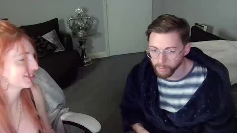 Snapshot of red_firesquirt chatting on January 5, 9:03 pm Red - online show from January 5, 9:03 pm