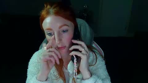 Snapshot of red_firesquirt chatting on February 11, 3:08 pm Red - online show from February 11, 3:08 pm