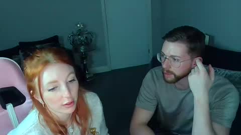 Snapshot of red_firesquirt chatting on March 2, 9:32 pm Red - online show from March 2, 9:32 pm