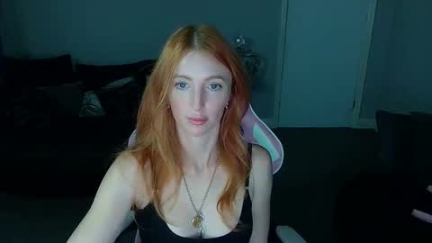 Snapshot of red_firesquirt chatting on October 13, 1:55 pm Red - online show from October 13, 1:55 pm