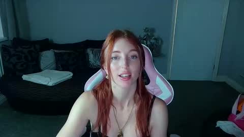 Snapshot of red_firesquirt chatting on November 12, 3:12 pm Red - online show from November 12, 3:12 pm