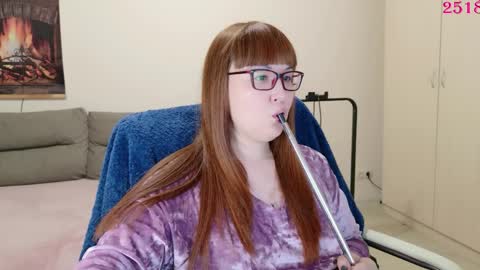 Lisa online show from March 29, 4:51 pm