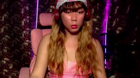 red_kitsune69 online show from October 24, 9:33 pm