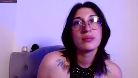 IG   OF red moonn online show from January 23, 4:48 pm