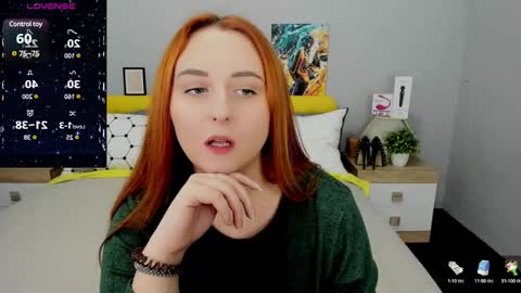 Snapshot of red_naughtyfox chatting on January 4, 4:22 pm Lessy Fox online show from January 4, 4:22 pm