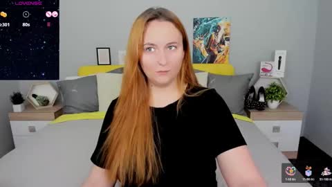 Snapshot of red_naughtyfox chatting on September 13, 6:18 pm Lessy Fox online show from September 13, 6:18 pm
