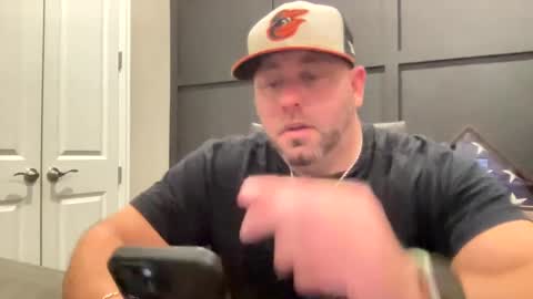 Snapshot of redbull1414 chatting on December 30, 5:26 am RedBull online show from December 30, 5:26 am