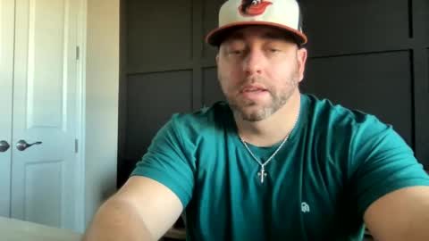 Snapshot of redbull1414 chatting on December 31, 2:47 pm RedBull online show from December 31, 2:47 pm