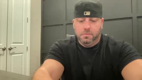 Snapshot of redbull1414 chatting on February 4, 1:56 am RedBull online show from February 4, 1:56 am